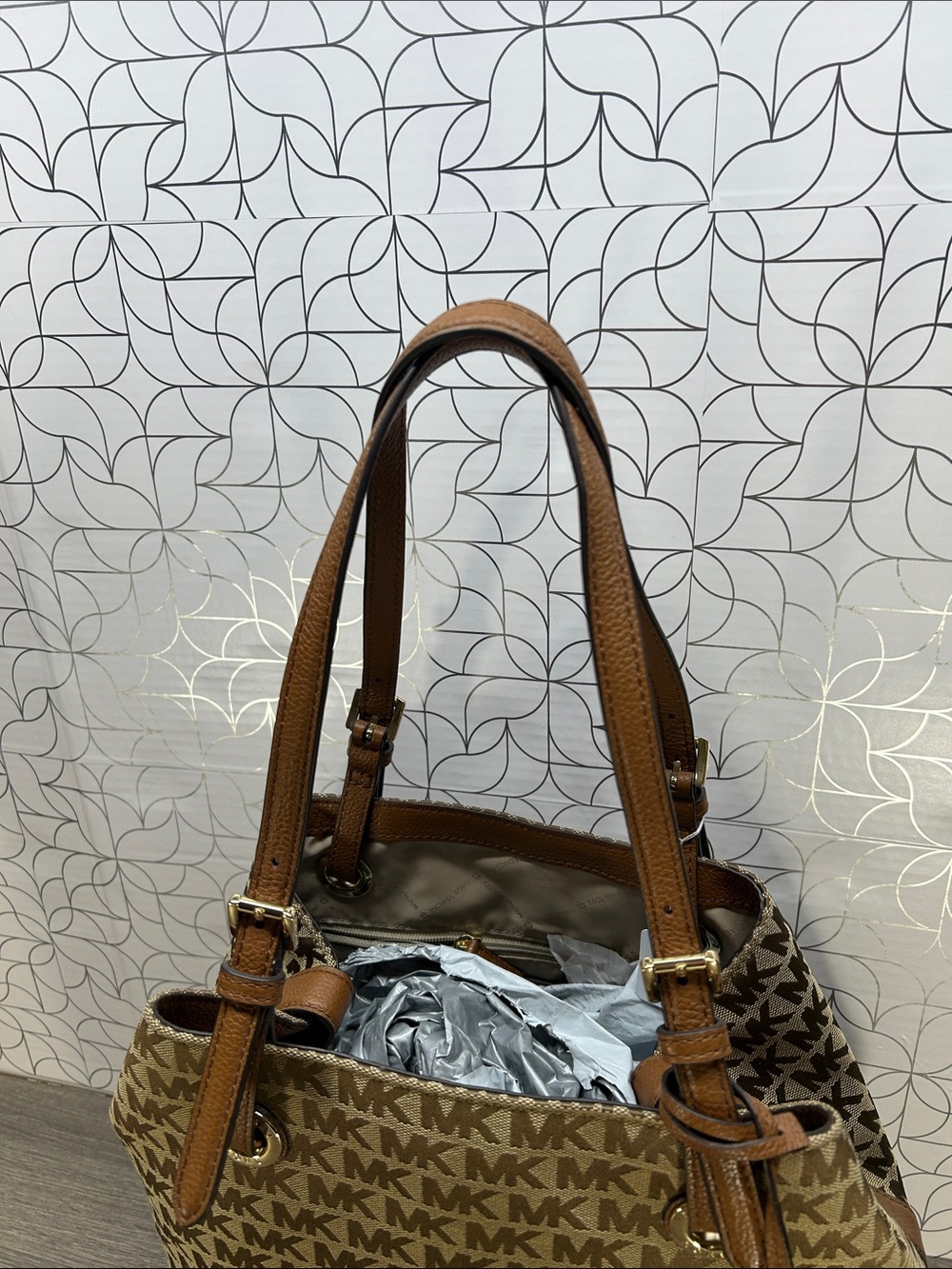 8735 NWT Michael Kors Brown MK Signature Tote Bag - Picture 5 of 11